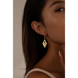 Picuzzy Gold Rhombus Earrings for Women 14K Gold Plated Leverback Drop Dangle Earrings Hypoallergenic 925 Small Simple Layered Wire Rhombus Earring for Women Trendy Fashion Lightweight Jewelry Gifts