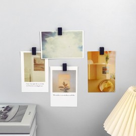 Wall Clips for Paper, Poster Hanging Clip, Poster Clips Hanging Sturdy and Durable, Black Plastic Sticky Clips for Poster, Photo, Tapestry, Home Office, School (Pack of 100)