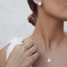 EVER FAITH Freshwater Pearl Jewellery Set 925 Sterling Silver Wedding Jewellery White Marquise Cubic Zirconia Real Pearl Elegant Leaf Bridal Necklace and Stud Earrings Set for Women Bride