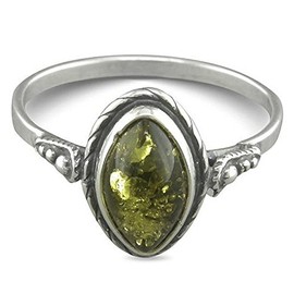 Vintage Rope-Edged Oval Green Amber Sterling Silver Ring With Ornate Shoulders - Green Amber Jewellery – Size O