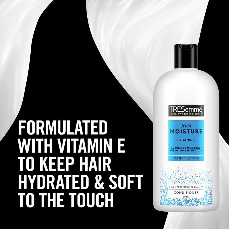 TRESemmé TRESemmé Moisture Rich Conditioner with vitamin E for dry,