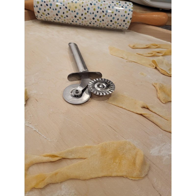 Pastry Ravioli Cutter Dual-Wheel Stainless Steel Pasta Proffessional Craftsmanship Baking