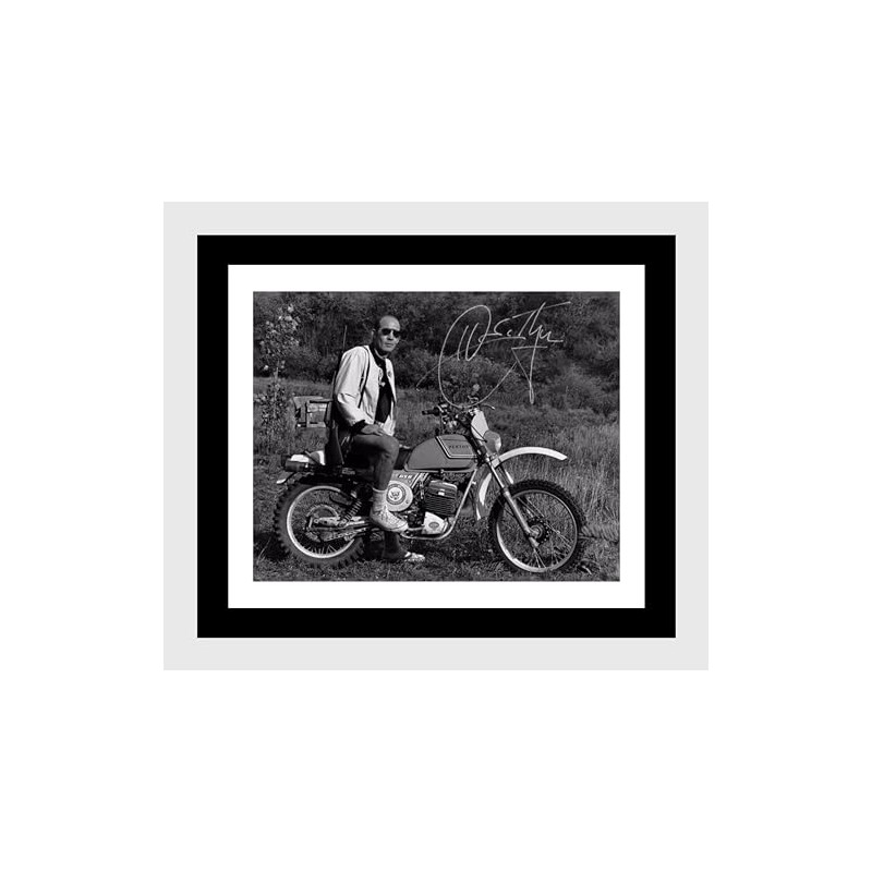 Framed Hunter S Thompson Autograph Replica Print (Black, 16x20)