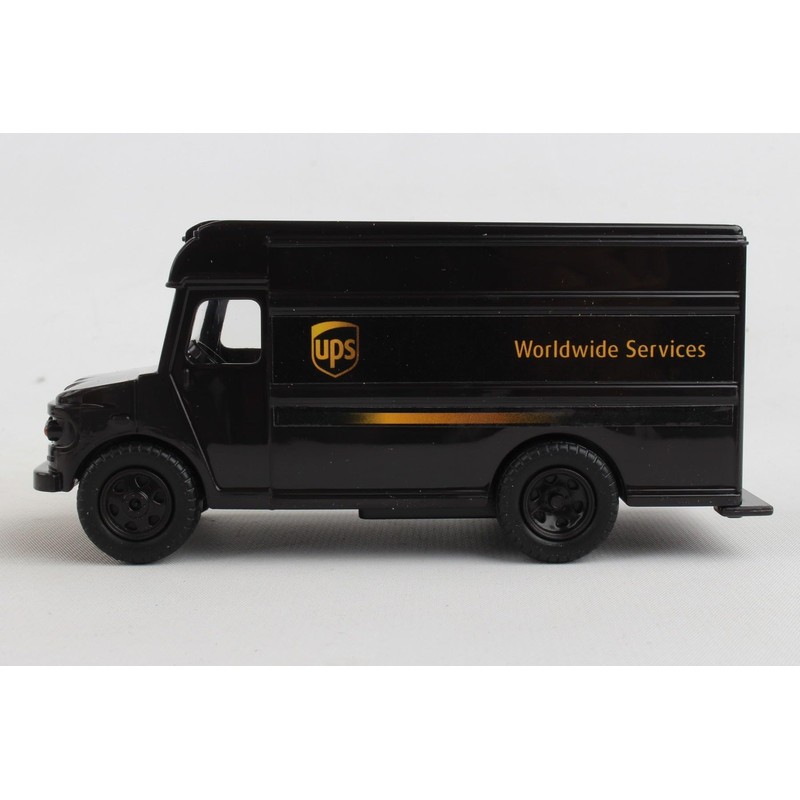 Daron Ups Pullback Package Car