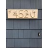 Gold Brass bee House Number with Bee design | 5