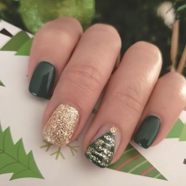 24Pcs Christmas Tree Press on Nails Gold Glitter Fake Nails Winter Xmas Short Square Glue on Nails with Green Solid Color Design Gold Xmas Tree False Nails Sparkly Green Stick on Nails for Women Girls