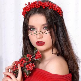 Christmas 3D Snowflake Christmas Tree Glitter Sequins Mixed 3 Color Makeup Face Stickers Winter Fairy Sequins Face Jewels Gem 6 Boxes Holographic Nail Art Sequins for Nail Art Decals Carnival Party