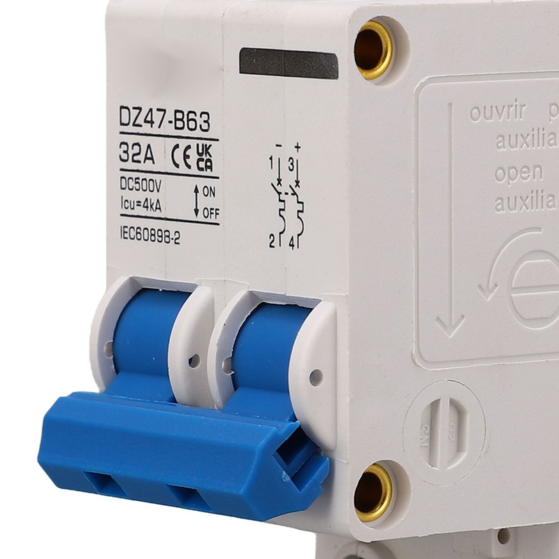 2P Type B Circuit Breaker 4000A Breaking Capacity Solar PV
