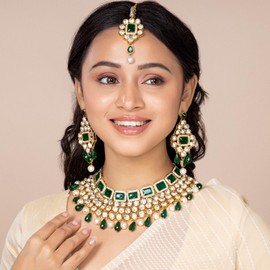 Aheli Kundan and Simulated Colored Stones Indian Ethnic Maang Tikka Necklace and Earrings Set Bollywood Festive Statement Jewelry Gift for Women