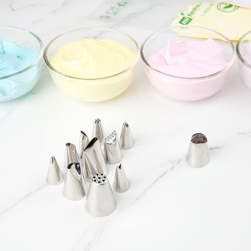 Restaurantware Pastry Tek Piping Tip 1 Triple Star Pastry Tip