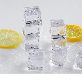 zalati Artificial Ice Cubes 50pcs Acrylic Reusable Faux Ice Cubes High Clear for Props Photography Bar Ice Cream Shop Decoration - 15mm