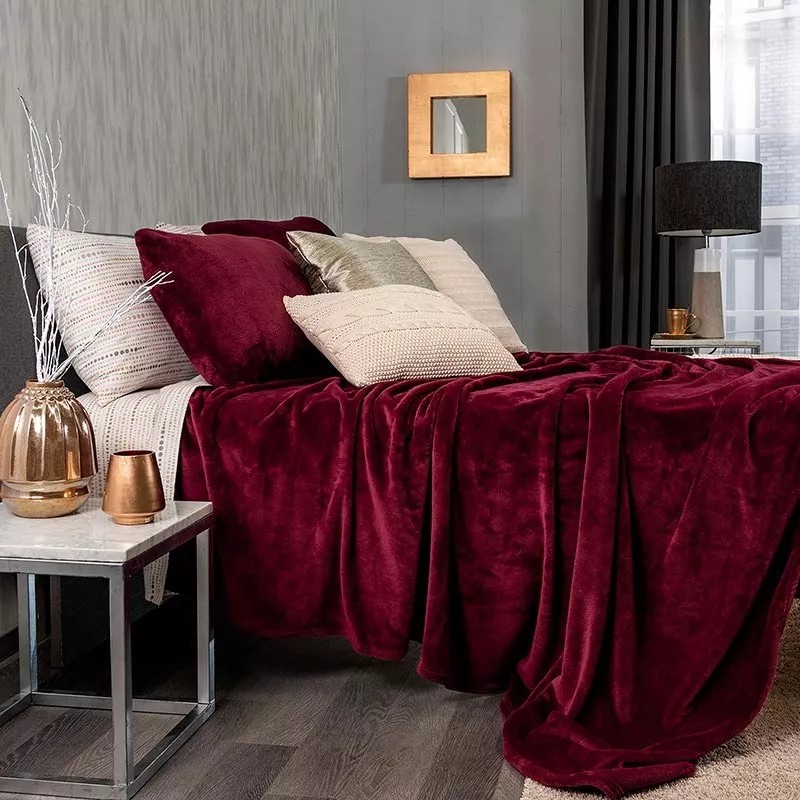 Vianney Cobertor Suave, Ligero & Elegante King & Queen Tinto