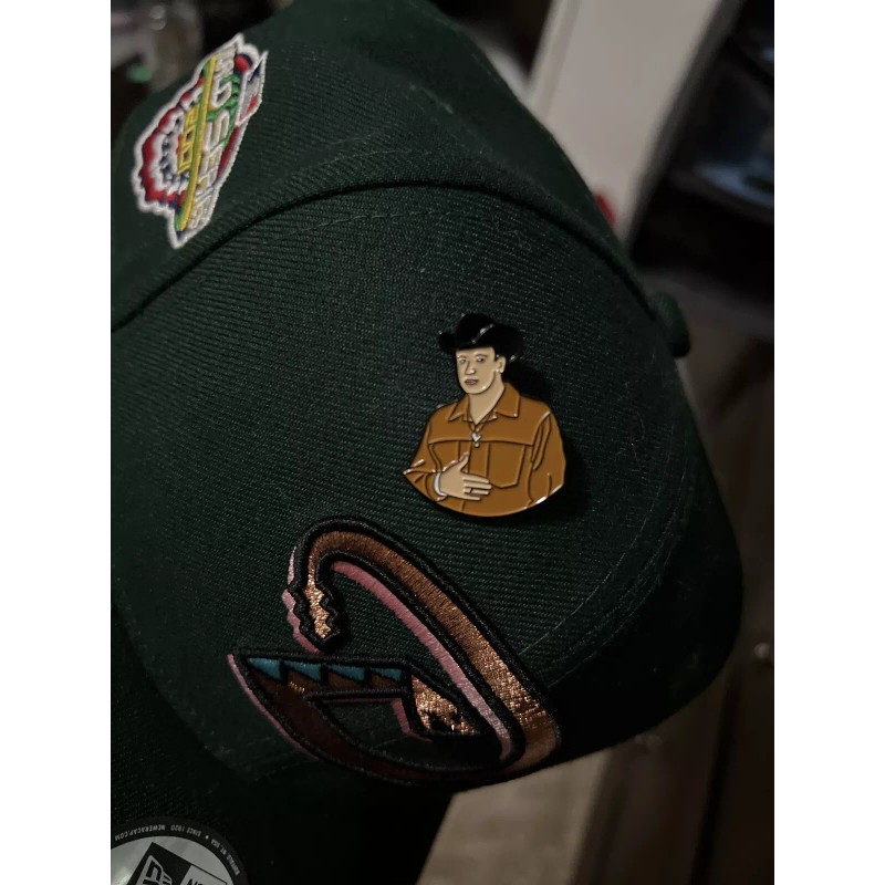 FITTED valentin elizalde Fitted Hat Pin