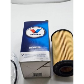 Valvoline (QTY 2) Valvoline Engine Oil Filter (VO-173)  Essential to Clean Vehicle Engine