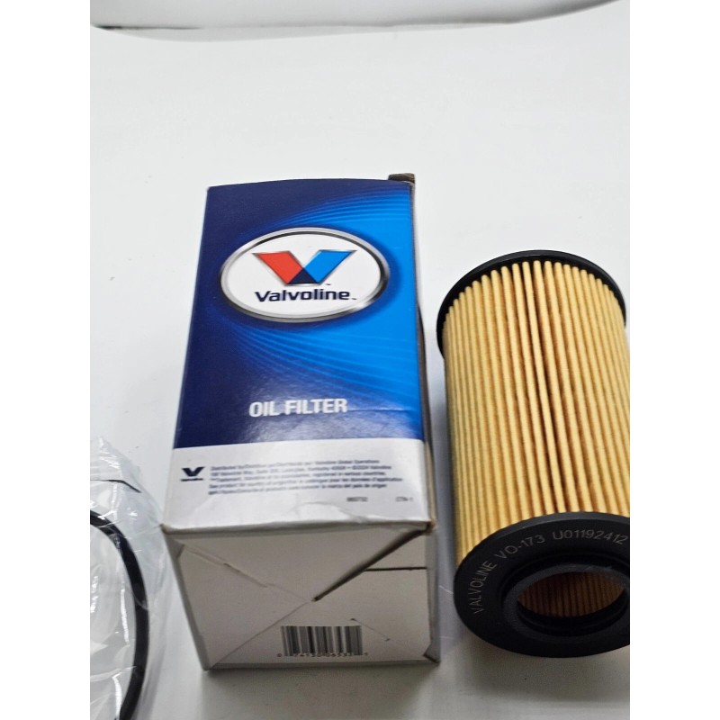 Valvoline (QTY 2) Valvoline Engine Oil Filter (VO-173) Essential to