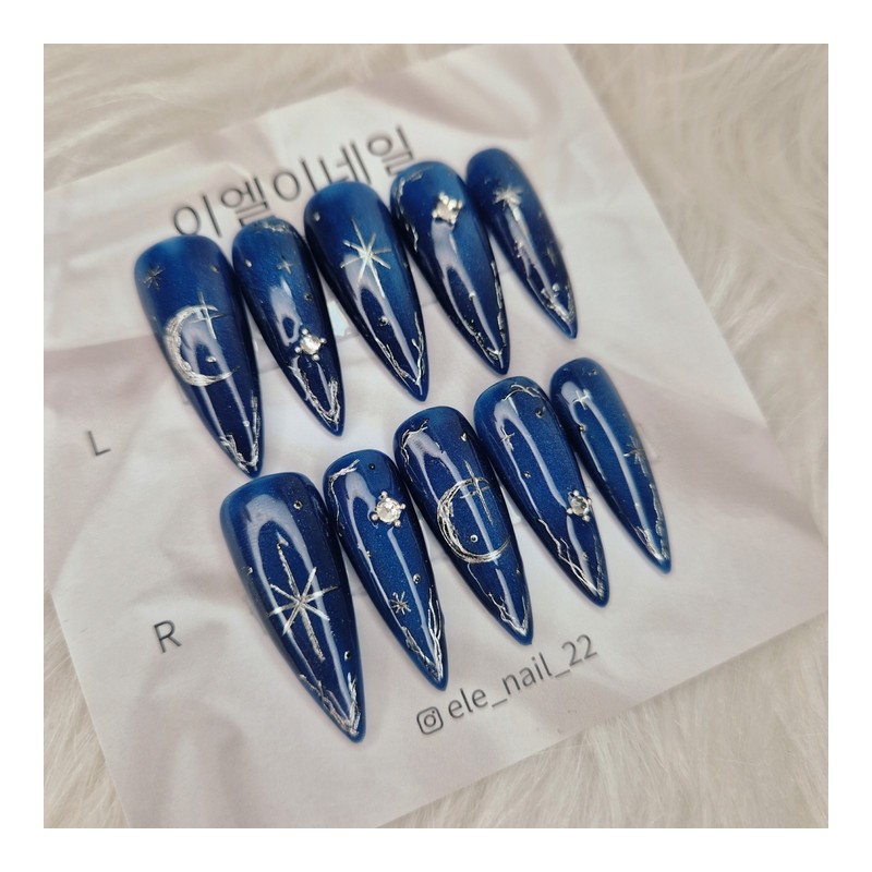 Silver Moonlight Nail Handmade Nail Tips - Almond / 실버
