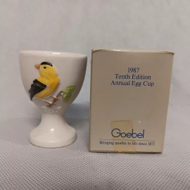 Goebel 1987 Eggcup Gold Finch New in Box 10th Annual Eggcup Collection