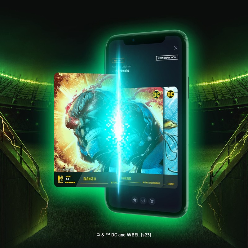 HRO DC Hybrid Trading Card: Chapter 3 4-Pack Premium Box