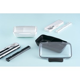 chopsticks and spoon set white