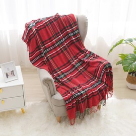 Saukiee Christmas Blanket Plaid Throw Blanket for Couch with Tassels Tartan Chenille Throw Fringe Sofa Bedroom Christmas Blankets and Throw Decor 50 * 60inch