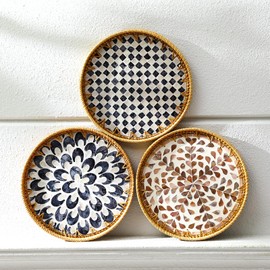 Tiangrid 3 Pcs Round Rattan Tray with Mother of Pearl Inlay Wicker Serving Tray with Wooden Base Boho Decorative Wicker Basket for Table Decor Bathroom Candle Perfume(Modern Style)