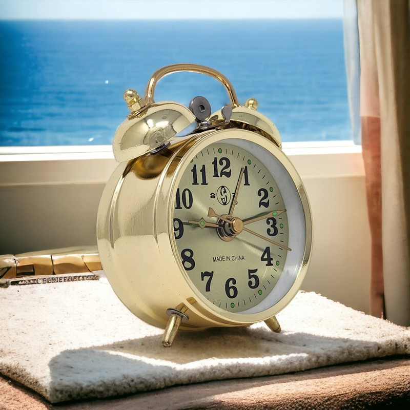 Starlet24 #867 Retro Wind Up Alarm Clock 10 cm Retro