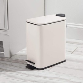 mDesign 5 Liter Rectangular Small Steel Step Trash Can Wastebasket, Garbage Container Bin for Bathroom, Powder Room, Bedroom, Kitchen, Craft Room, Office - Removable Liner Bucket - Cream/Beige