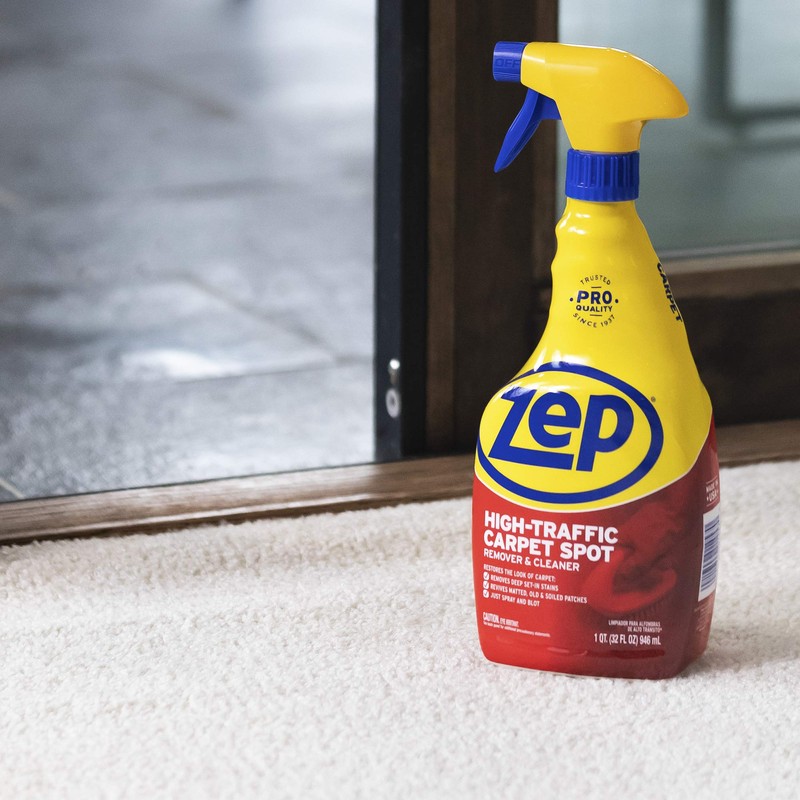 Zep 32 ounce high-traffic carpet cleaner ZUHTC32