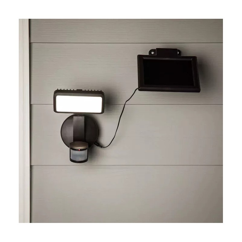 Utilitech 110-Degree Bronze Solar LED Outdoor Motion-Activat