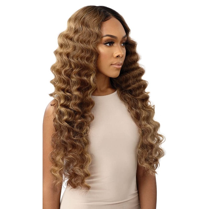 Outre Melted Hairline HD Lace Front Wig Briallen (613)