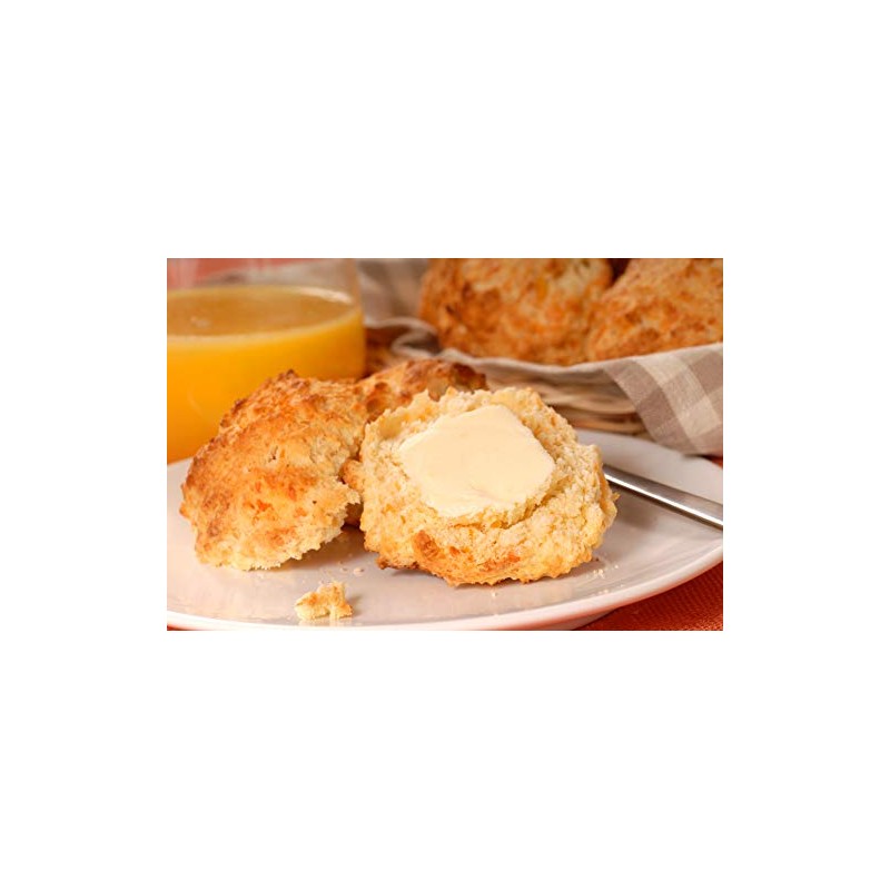 Southern Biscuits and Peppered Gravy