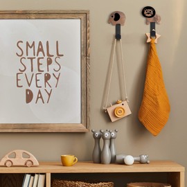 Biroyal Children's Coat Rack, Coat Hooks for Children in Animal Shape, Walnut Wood Wall Hooks, Children's Wall Hangers, Animals Lion/Elephant/Hippo/Giraffe/Rhino(Including 5 Black Metal Hooks)