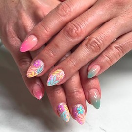 Cartoon Flower Leaf Press on Nails Pink Green Gradient Fake Nails for Women Short Oval Acrylic Glue on Nail Glossy Artificial False Nail
