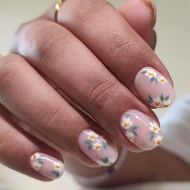 Flower Press on Nails Short Oval Fake Nails with Floral Designs Spring False Nails Cute Light Pink Gel Acrylic Nails Full Cover Glue on Nails Summer White Flowers Stick on Nails for Women 24Pcs