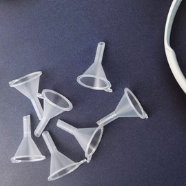 GXXMEI 120pack Mini Clear Plastic Funnel Little Small Funnel Set for Lab Bottles,Capsule,Sand Art, Essential Oils,Perfumes,Spices, Powder