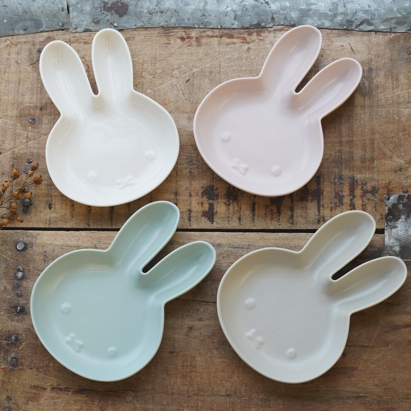 COTONOHA Japanese Ceramic Plate, Cute Rabbit-Shaped Small Dish (5.9 x