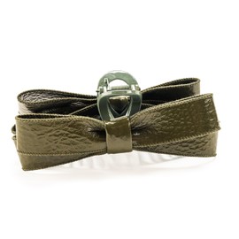 Violet and Brooks Faux Leather Bow Hair Claw for Women, Girls - Olive