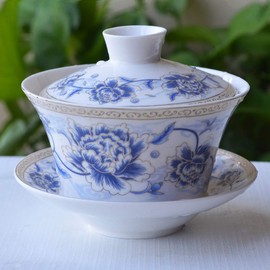 Gaiwan Blue White Peony Gongfu Tea Ceramic Tureen Teacup Sancai Cover Bowl Lip Saucer Set for Coffee Tea Espresso (10 oz /300cc)