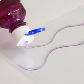PRIMO - Colla Liquida Trasparente a Acqua, Colle per Slime per Bambini 5+ Anni e Cartoleria senza Solventi - Vernice Colorata Lucida per Lavoretti Creativi, Alto Potere Adesivo su Più Superfici, 240ml