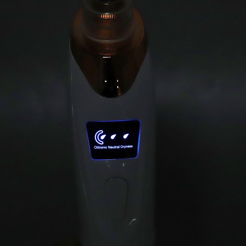 Vacuum Blackhead Remover 3 Levels LED Display Rechargeable Facial Pore
