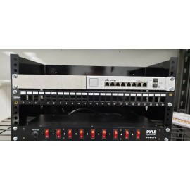 Ubiquiti Switch Server Bracket/Replac - US-8-150W Ear & Server Mount Bracket