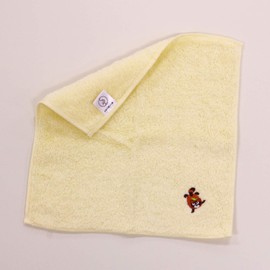 Kyosuu Kurumin 4526847142797 Hand Towel, Handkerchief, Embroidered, Raccoon, Yellow, 9.8 x 9.8 inches (25 x 25 cm)
