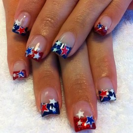 24Pcs 4th of July Press on Nails French Tip Fake Nails Glitter Red Blue White Star False Nail Short Square USA Patriotic Acrylic Nails Full Cover Independence Day Glue on Nails for Women