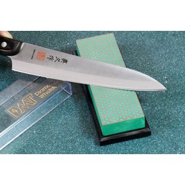 Diamond Machining Technology (DMT), 6-in. Diamond Whetstone Bench Stone, Extra Fine Grit Sharpener with Plastic Box (W6EP) , Green
