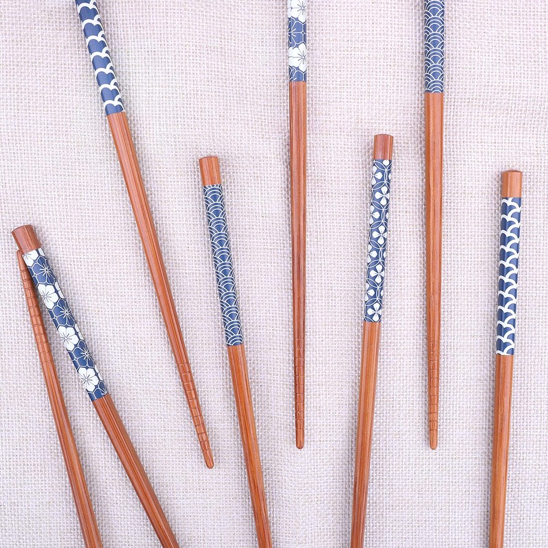 HAUTOCO 5 Pairs Japanese Style Bamboo Chopsticks Reusable Chopsticks with