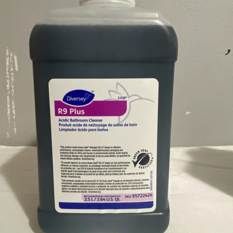 Diversey 2 Diversey R9 Plus Acidic Bathroom Surface Cleaner 95722424