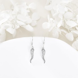 DAYLINLOVE Italian Horn Earrings 925 Sterling Silver Lucky Clover Italian Horn Earrings Cornicello Earrings Talisman Protection Amulet Italian Horn Jewellery Gifts for Women, Sterling Silver, No