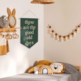 CEBTHN These Are the Good Old Days Wall Hanging Pennant Banner Flags, Nostalgic Retro Green Inspirational Positive Canvas Wall Banner for Home Kids Boys Room Playroom Office Decor