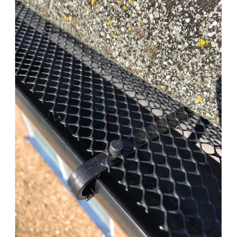 12 Metres Gutter Protection Mesh Guard with 30 Fixing Clips