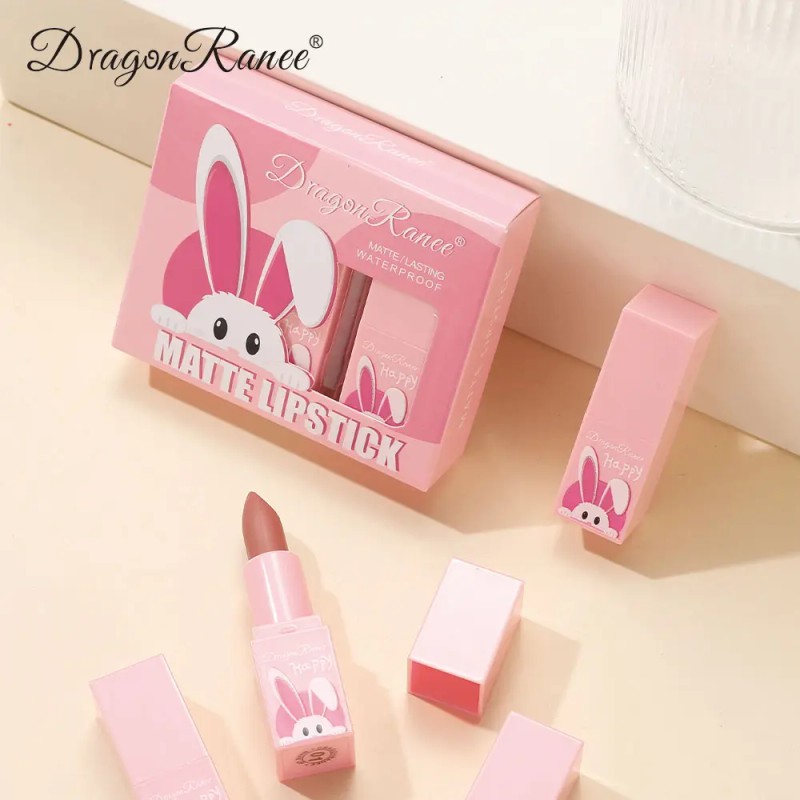 Traje De Lápiz Labial De Conejo Blanco Para Hidratarse